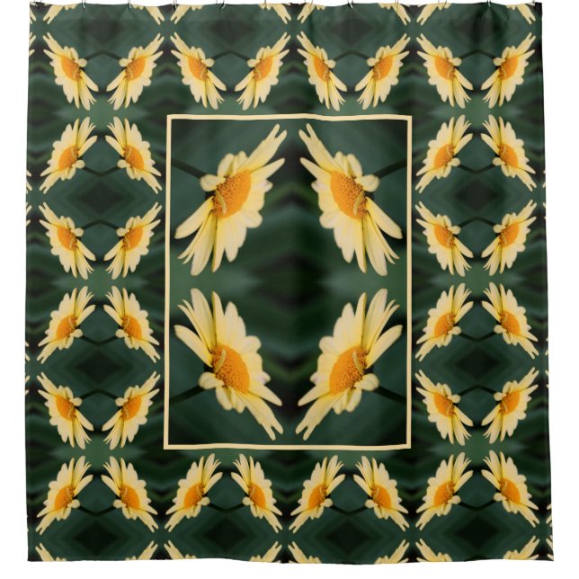 Yellow Daisy Flower Close Up Pattern    (Front)