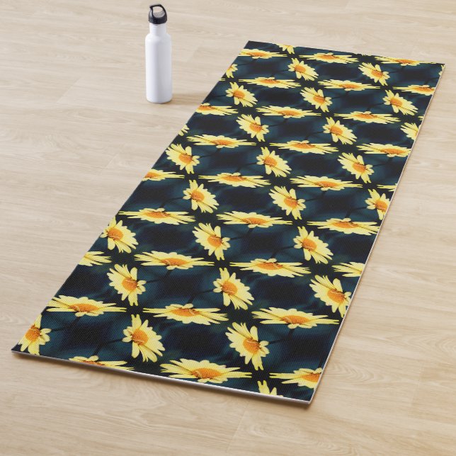 Yellow Daisy Flower Close Up Pattern     Yoga Mat (In Situ)