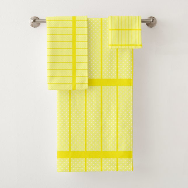 Yellow Dot Stripe Gift Bath Towel Set (Insitu)