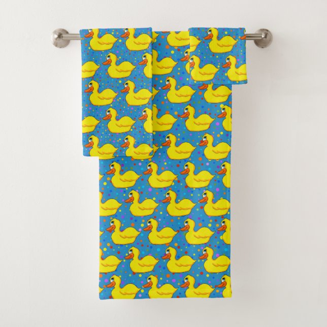 Yellow Duck Bathroom Towel Set (Insitu)