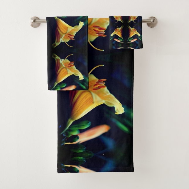 Yellow Lily Flower Abstract Art  Shower  Bath Towel Set (Insitu)