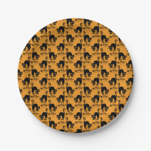 Yellow scared cat pattern paper plate