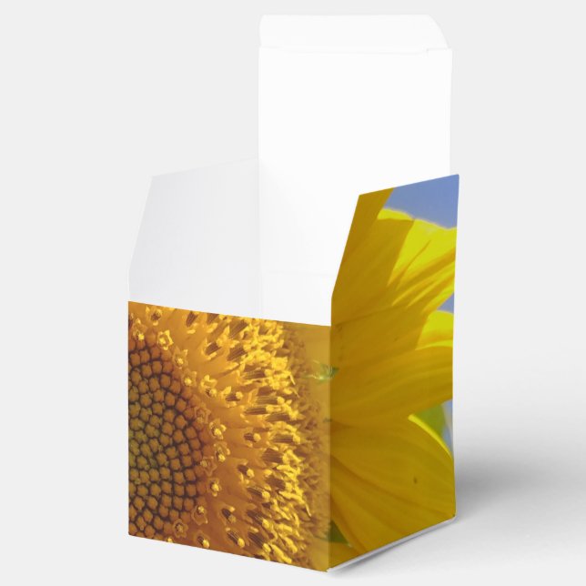 Yellow Sunflower Favor Box (Opened)