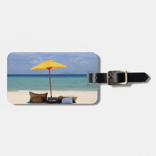 Yellow umbrella luggage tag (Front Horizontal)
