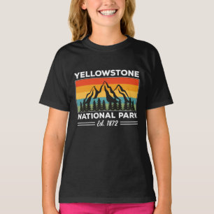 Yellowstone National Park Hiking Camping Retro T-Shirt