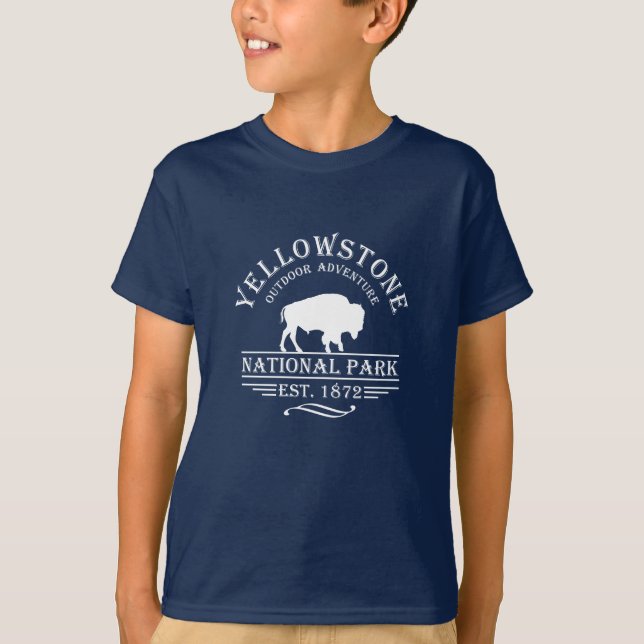 Yellowstone national park T-Shirt (Front)