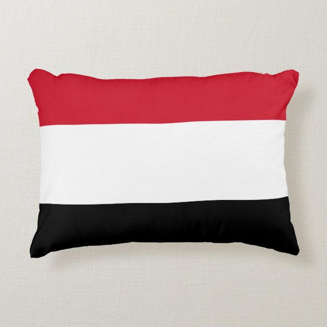 Yemen Flag Accent Pillow (Front)