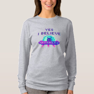 Yes I Believe Alien Flying UFO Spaceship Pixel Art T-Shirt