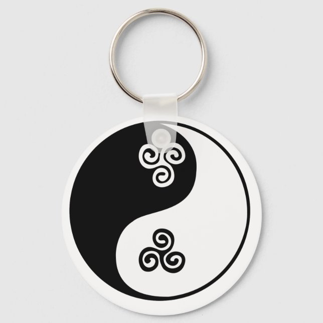 Yin Yang Celtic Tri Spiral Keychain (Front)