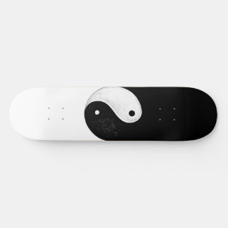 Yin-Yang Skateboard