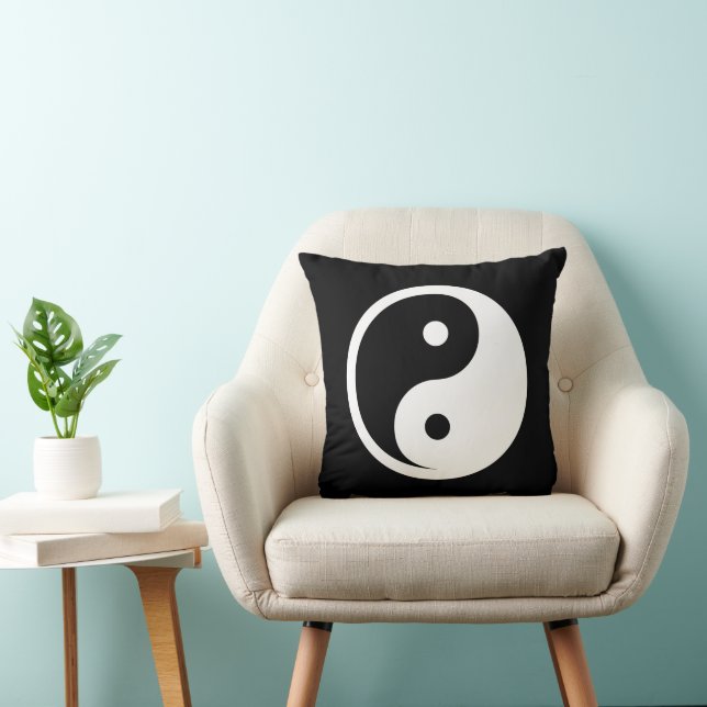 Yin Yang Symbol - solid tattoo design 2 Throw Pillow (Chair)