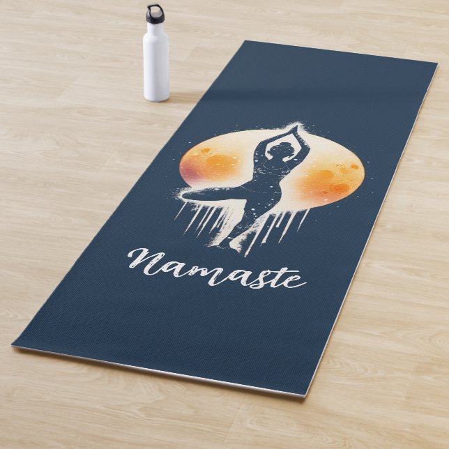 Yoga Meditation Instructor Tree Pose Full Moon Mat (In Situ)