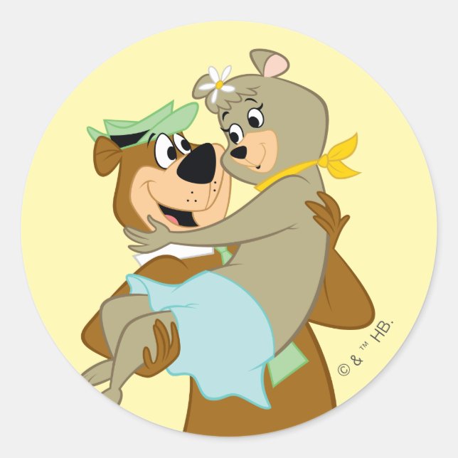 Yogi Bear Carrying Cindy Bear Classic Round Sticker (Front)