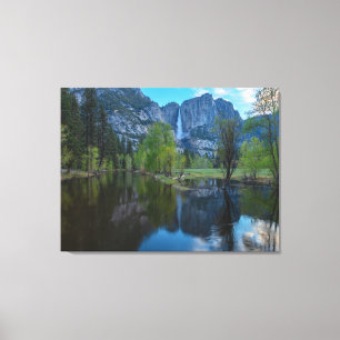 Yosemite Falls Canvas Print
