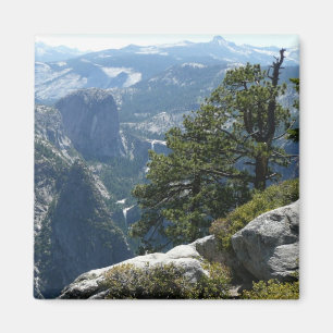 Yosemite Mountain View in Yosemite National Park Magnet
