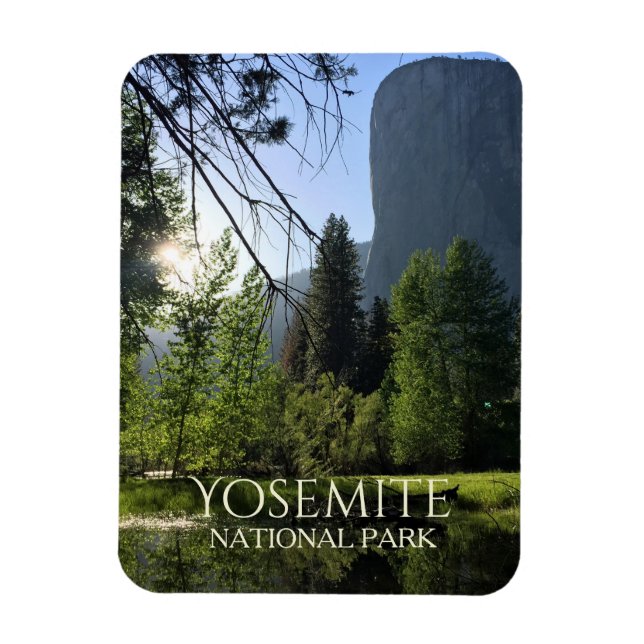 Yosemite National Park Tourist Magnet (Vertical)