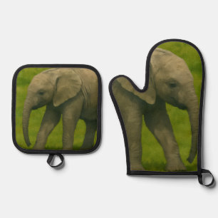 Young Elephant with Guardian in Grassy Reserve Oven Mitt & Pot Holder Set