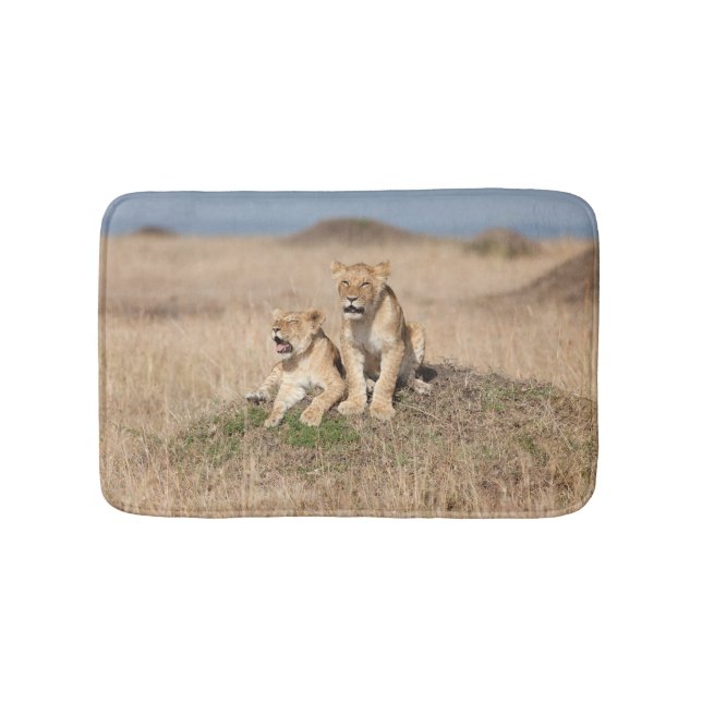 Young lions bath mat (Front)