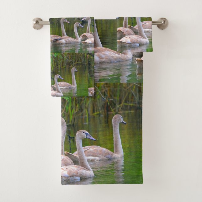 Young Swans Bath Towel Set (Insitu)