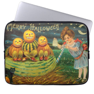Young Witch's Brew: Pumpkin Men on Magick Altar Laptop Sleeve