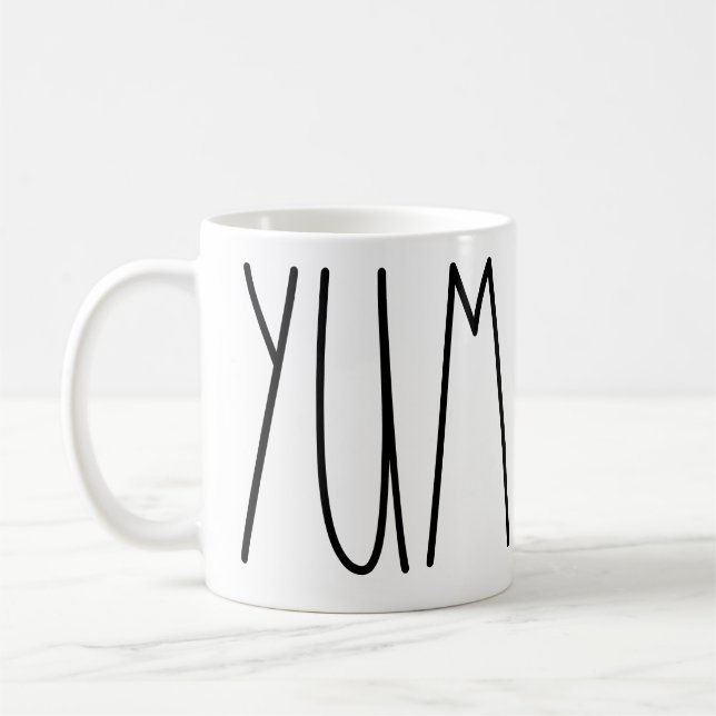 Yum Rae Dunn a inspiré la tasse de café (Gauche)