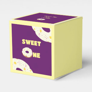 Yummy doughnut favor box