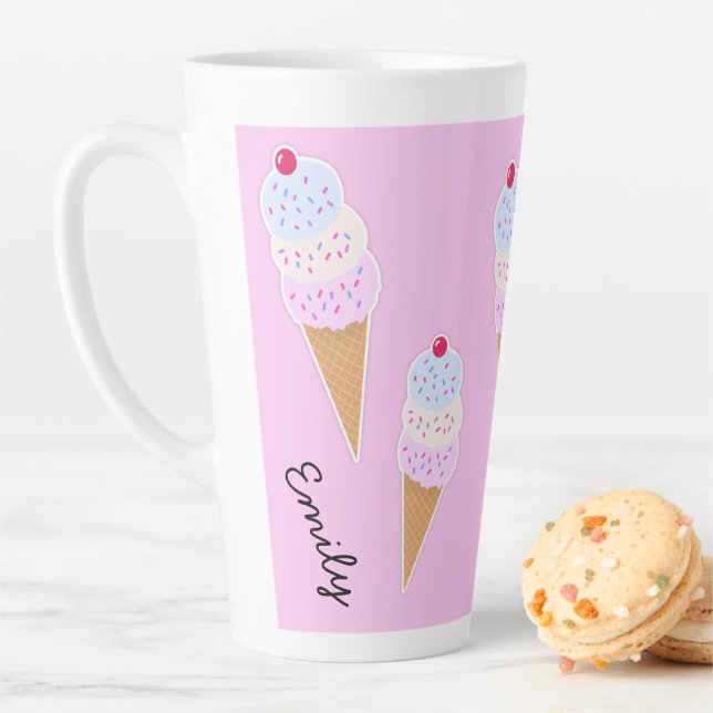 Yummy Icecream Cone Mug Latte Personnalisé (En situation)