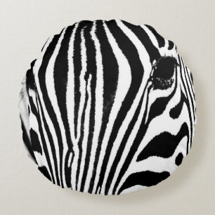 Zebra portrait black and white round pillow