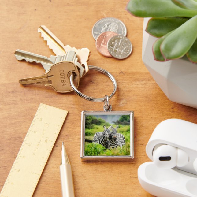 Zebras in the wild keychain (Desk)