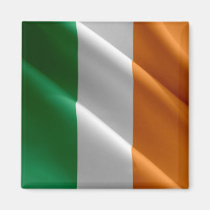 zIE002 IRELAND, Waving Flag, Fridge Magnet