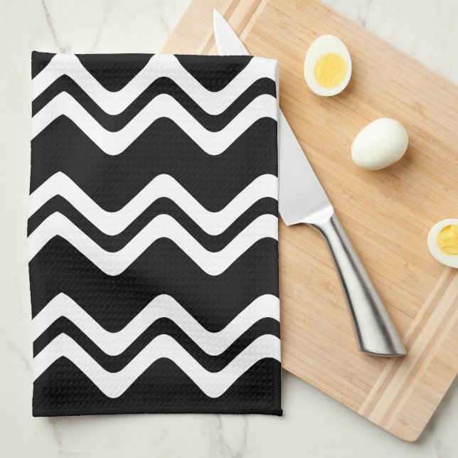 Zig Zag Dual Coloured Line Pattern Kitchen Towel (Quarter Fold)
