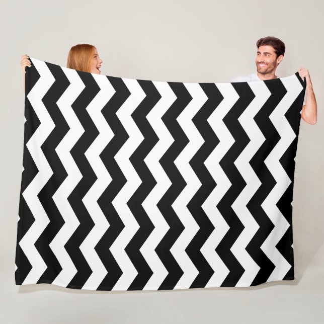 Zigzag Chevron Black And White Fleece Blanket (In Situ)