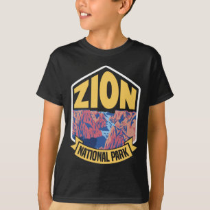 Zion National Park Utah Retro T-Shirt